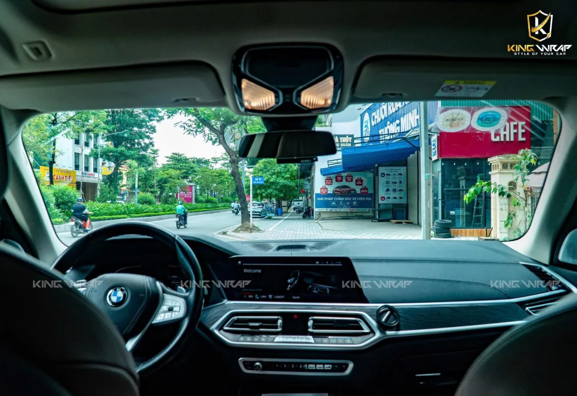 Dán PPF Kính Lái Xe Ô Tô BMW X7 2 z6899588273027_32820b41539a5b6c16b85752dbbdb25f-1163x800.jpg