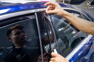 Dán PPF nội thất ô tô 3 Dán ppf chống xước cột kính cho ô tô tại KingWrap Gia Lai (Saigon Auto Spa)
