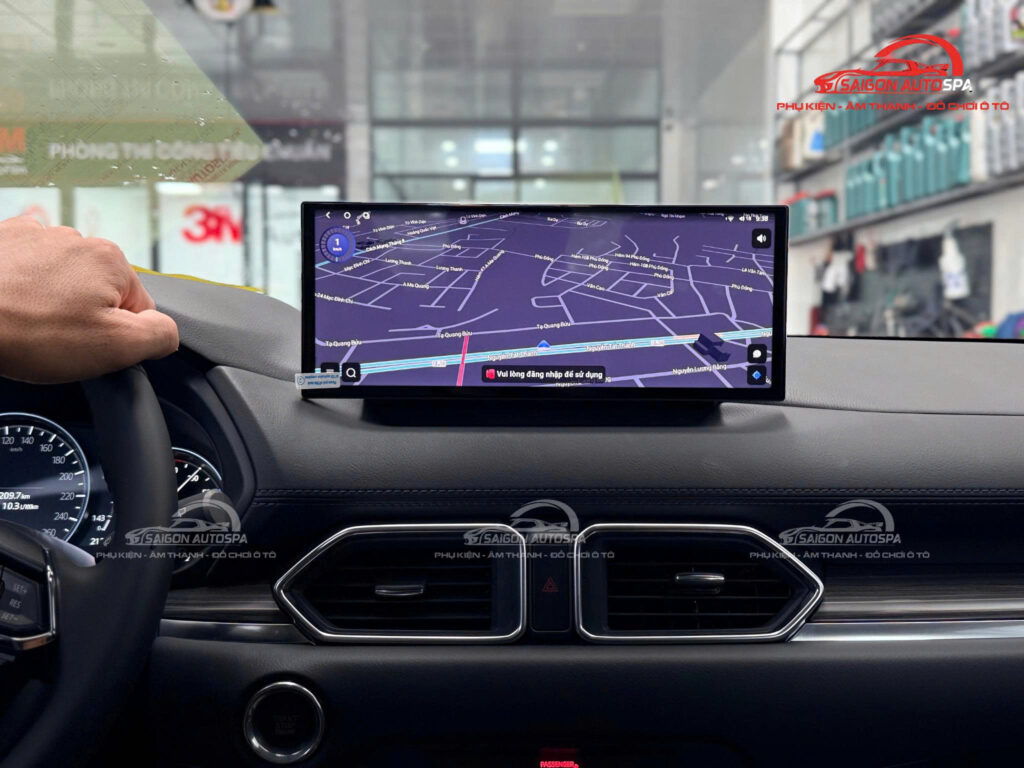 Màn Hình Android Cho CX5 – Nâng Cấp Giải Trí Và Tiện Ích Cho Xe 10 Màn hình Android Mazda CX-5 hiển thị bản đồ dẫn đường, hỗ trợ tìm đường thuận tiện.